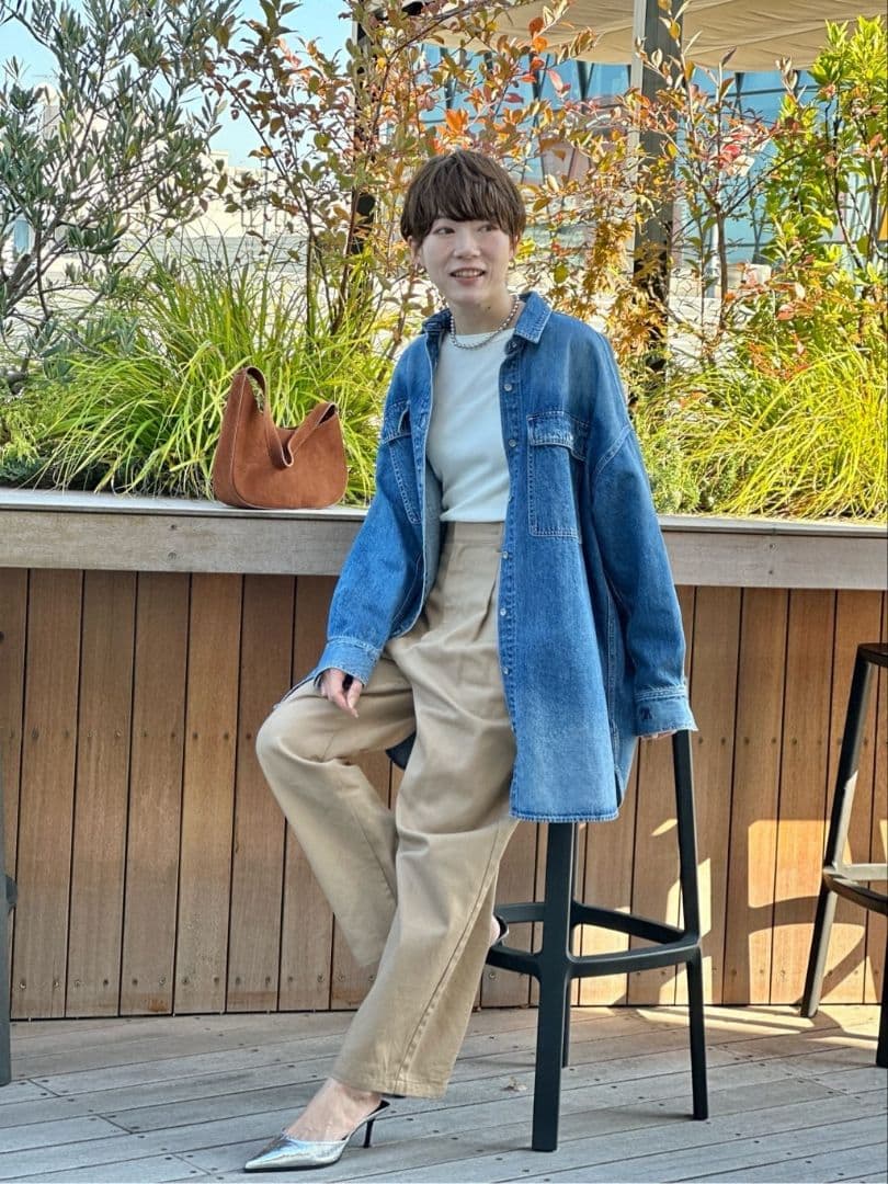 ウィムガゼット　【インフルエンサーコラボ】刺繍デニムシャツ