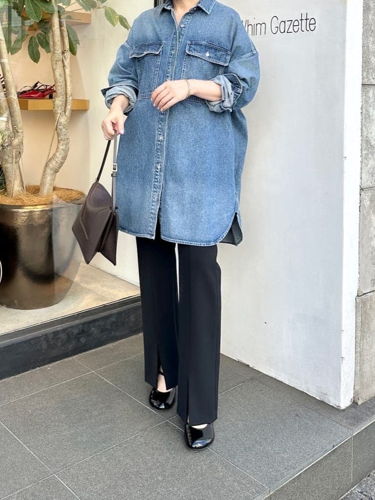 ウィムガゼット　【インフルエンサーコラボ】刺繍デニムシャツ