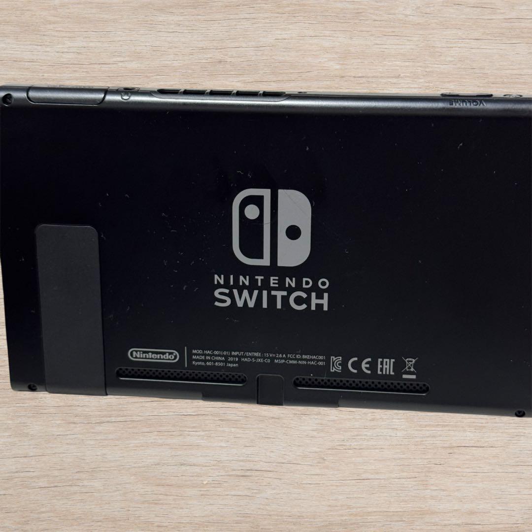 【美品】任天堂 Switch 動作確認済 中古