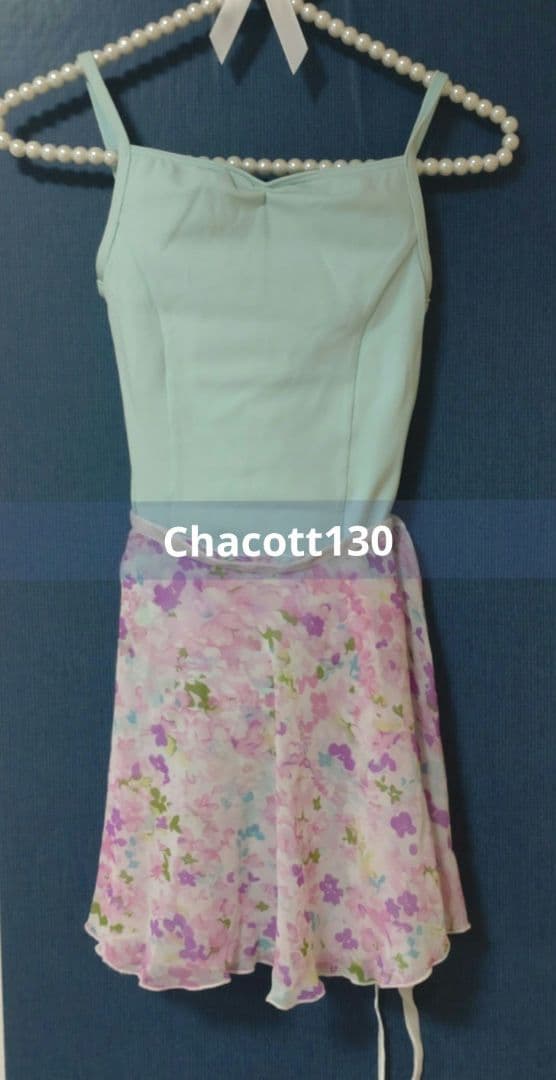 セット品 Chacottレオタード ＆レッグウォーマーAmabiléスカート