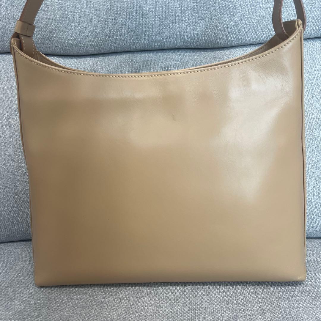 サルバトーレ フェラガモ ショルダーバッグ ベージュ