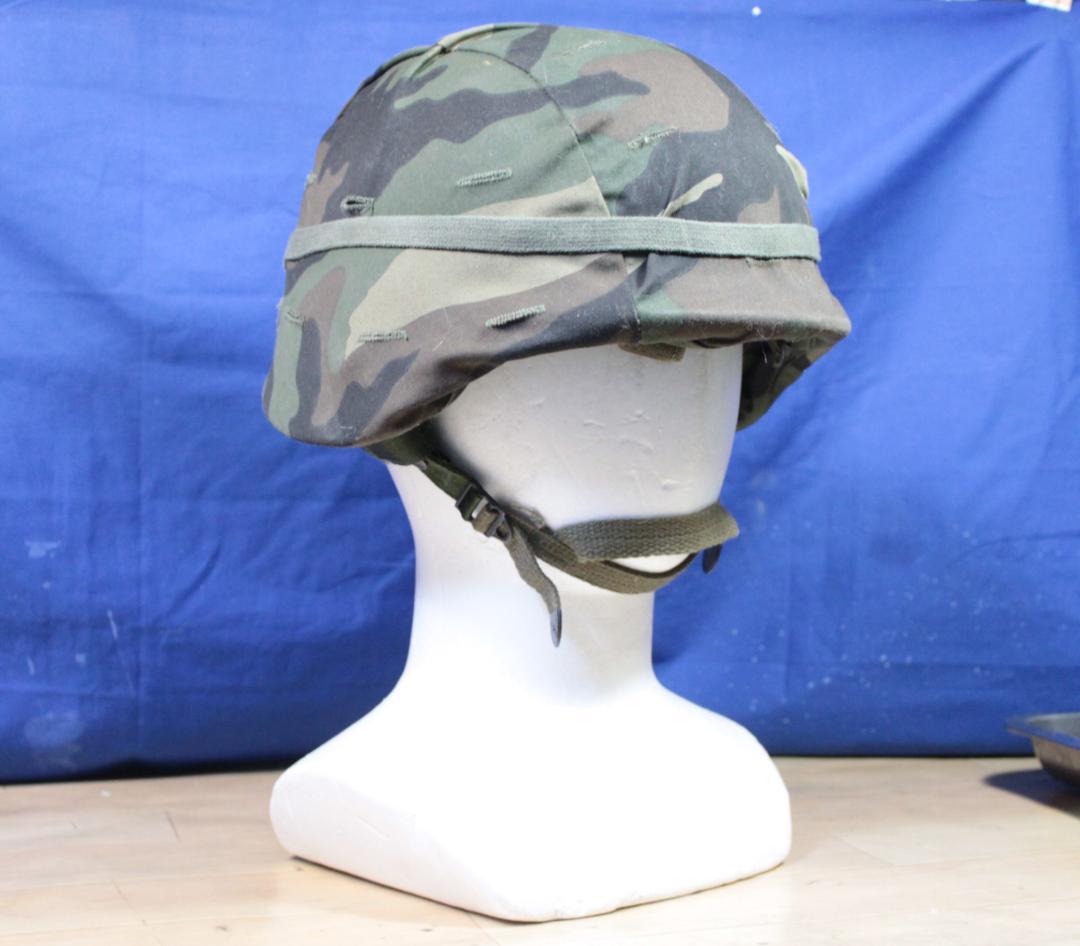 アメリカ軍　米軍　PASGTヘルメット(Mサイズ)