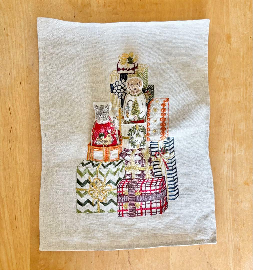 コーラルアンドタスク　ポケットクッションカバー　クリスマスギフトツリー