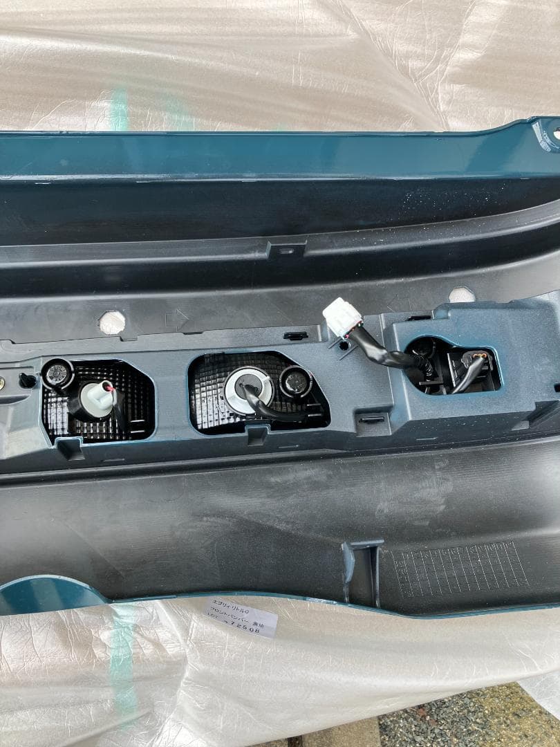 新車外し　エブリワゴン　ＤＡ１７Ｗ　6型　リアバンパー