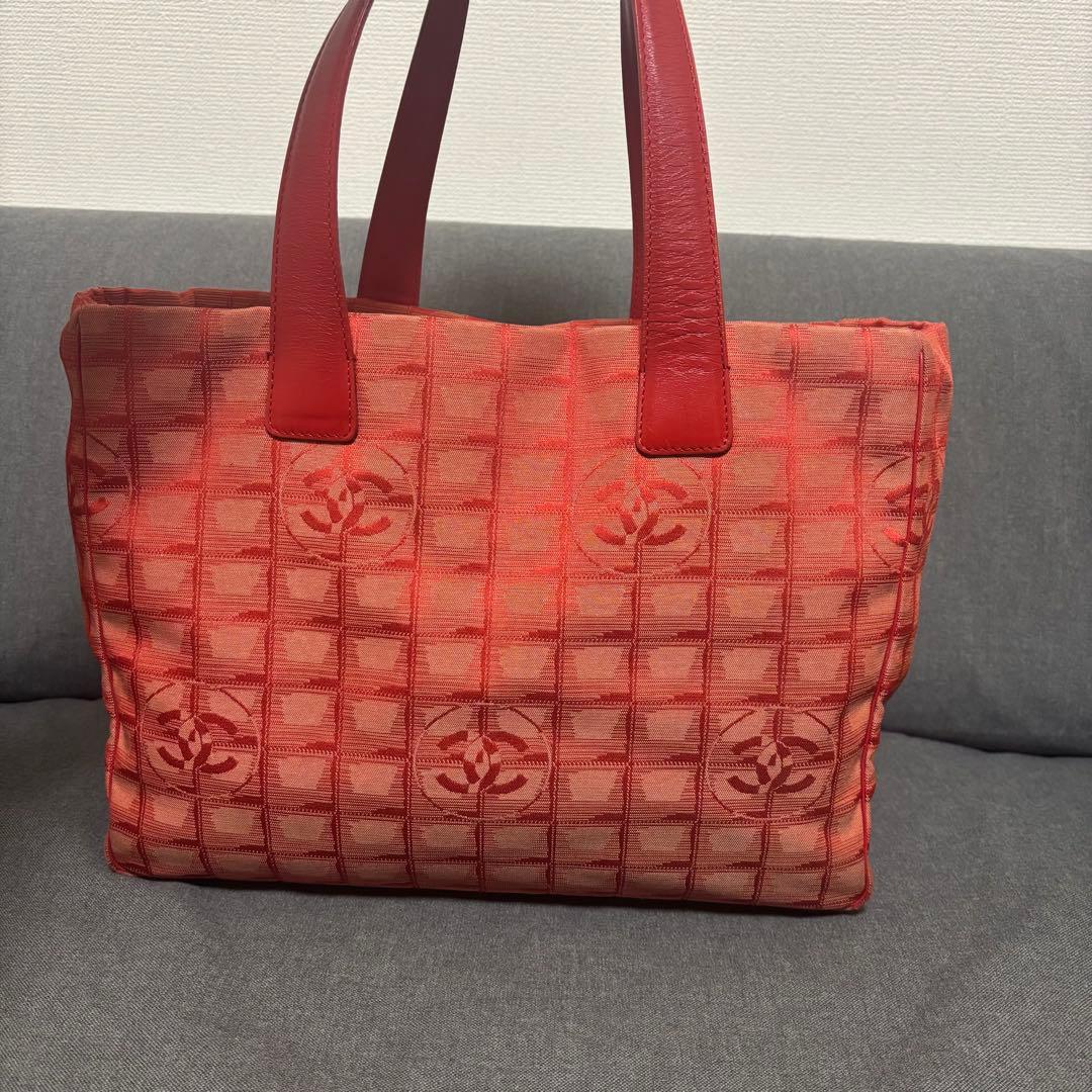 【美品】CHANEL シャネル ニュートラベルライン レッド