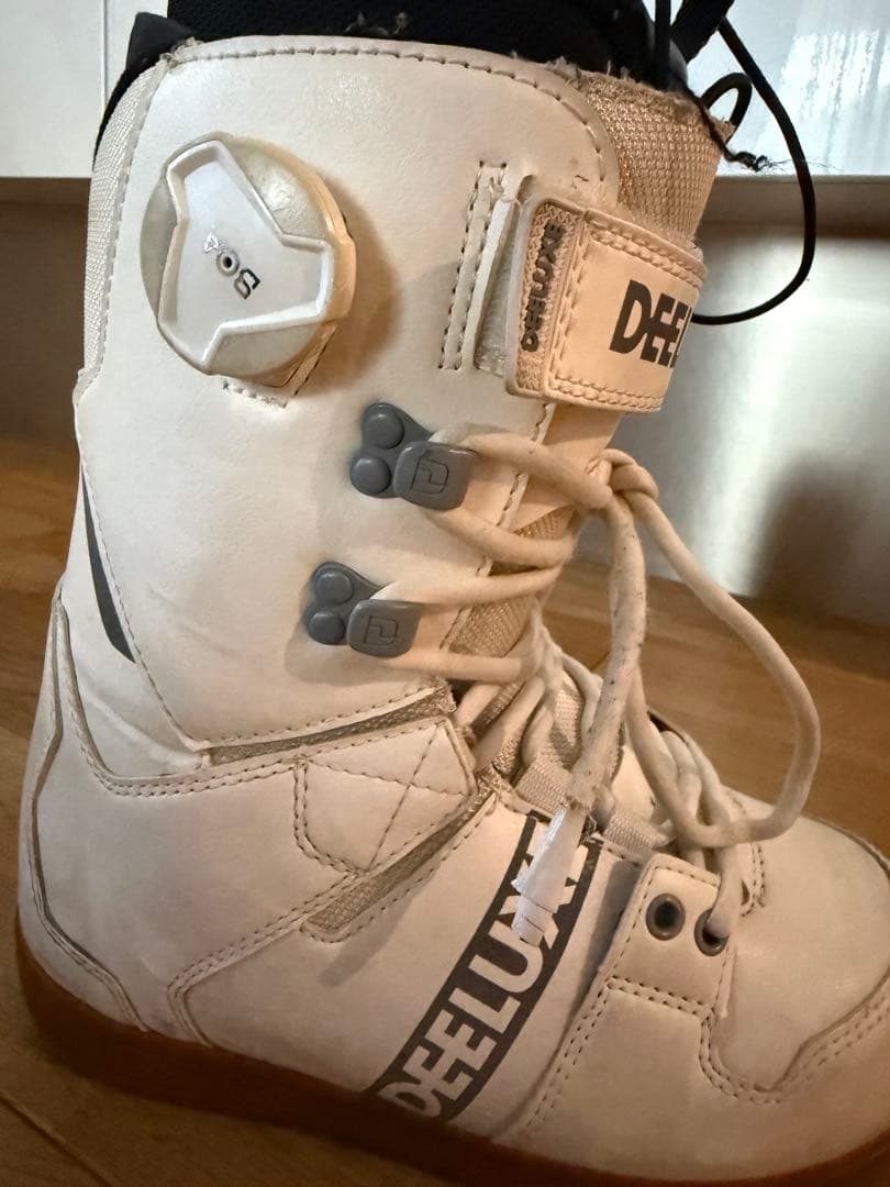 22-23モデル　DEELUXE D.N.A. 23.5cm