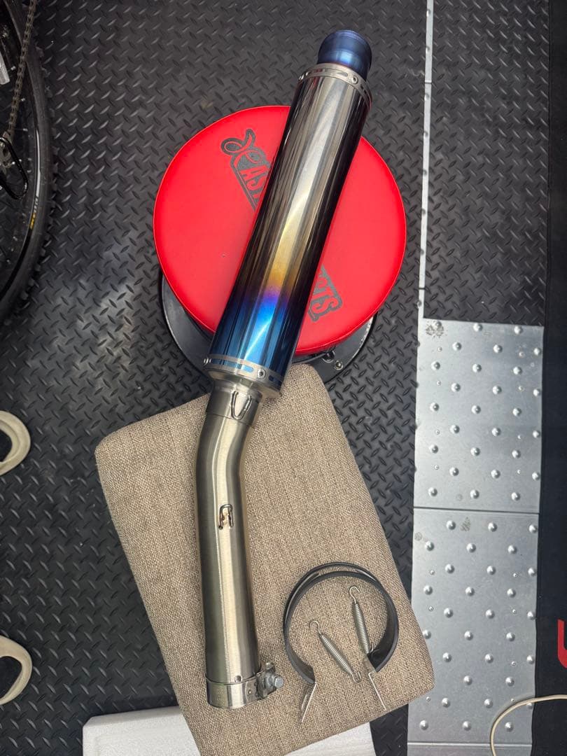 CB1300 SF SB LCI製　サイレンサー　マフラー