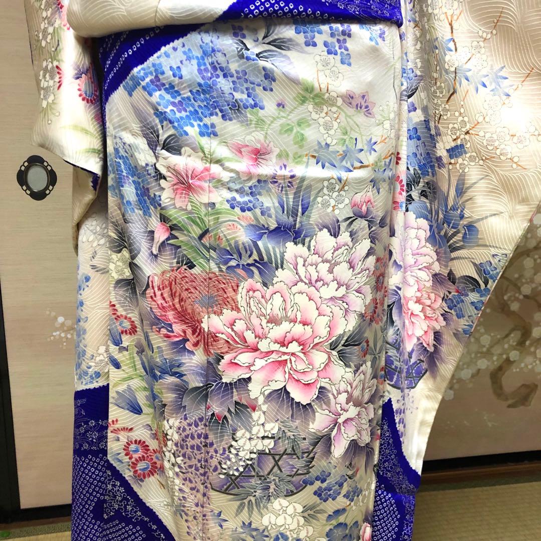 ゆです！正絹　レトロな高級振袖