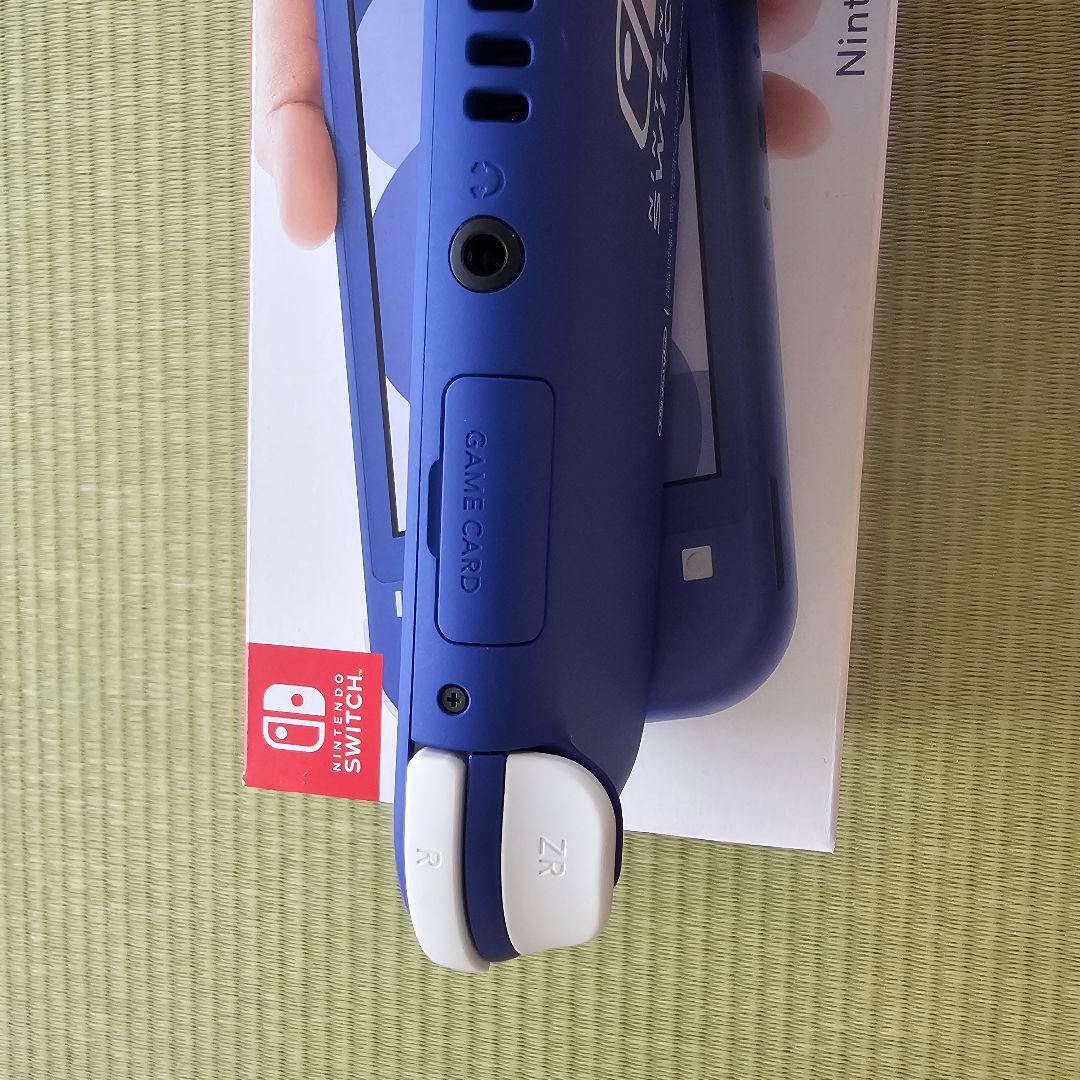 （再値下）Nintendo Switch Lite ブルー 本体＋ケース（赤）