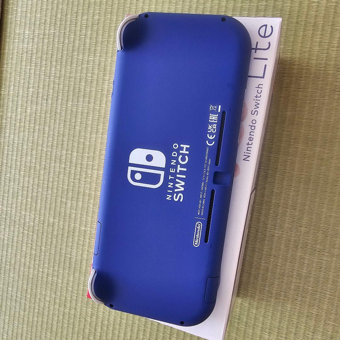 （再値下）Nintendo Switch Lite ブルー 本体＋ケース（赤）