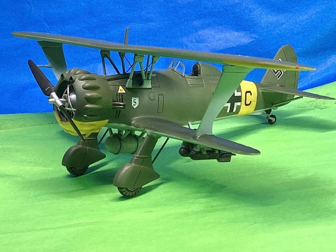 1/48ヘンシェルHS.123エッシー+車+将兵