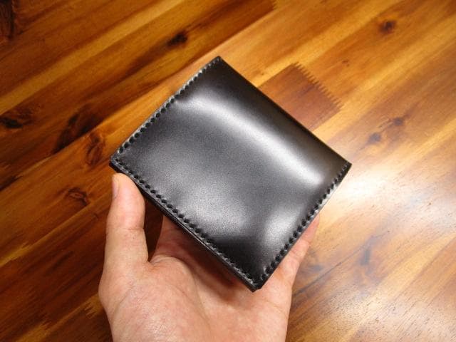コンパクトウォレット コードバン ブラック 新喜皮革 財布 キャッシュレス 黒