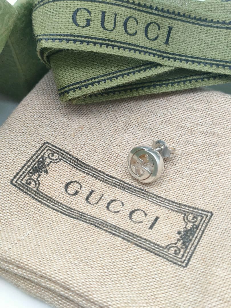 GUCCI インターロッキングピアス　片耳　シルバー925 GG　箱　保存袋