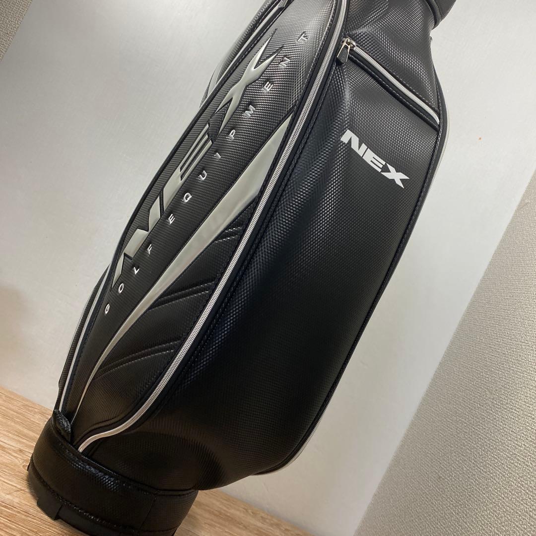 (美品) NEX ゴルフバッグ 合成皮革 黒/銀 中古