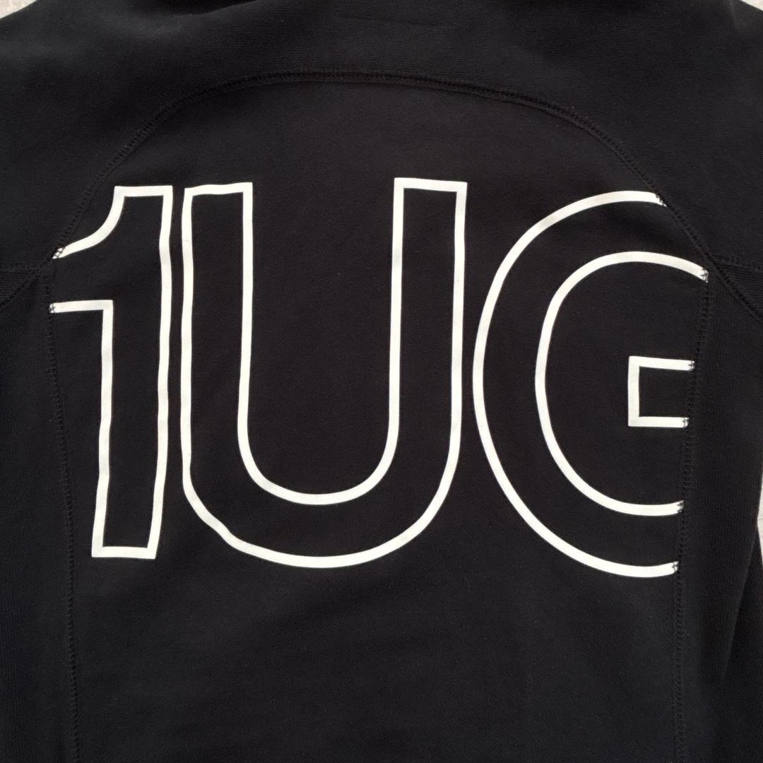 [aika]【超人気・美品】ウノ ピゥ/パーカー/ビッグファスナー