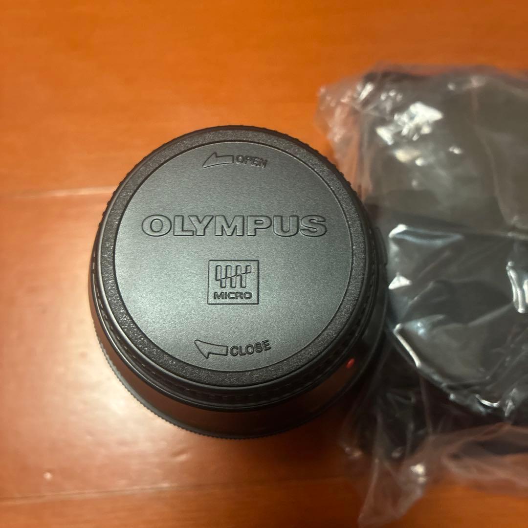 Olympus M.Zuiko 12-40mm f/2.8 ズームレンズ