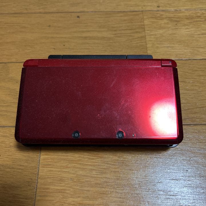 ニンテンドー3DS レッド
