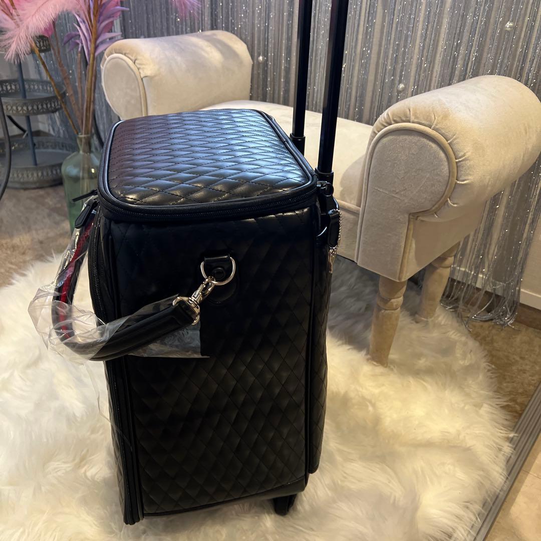 マダムヒロコ　ブラック キルティング キャリーケース