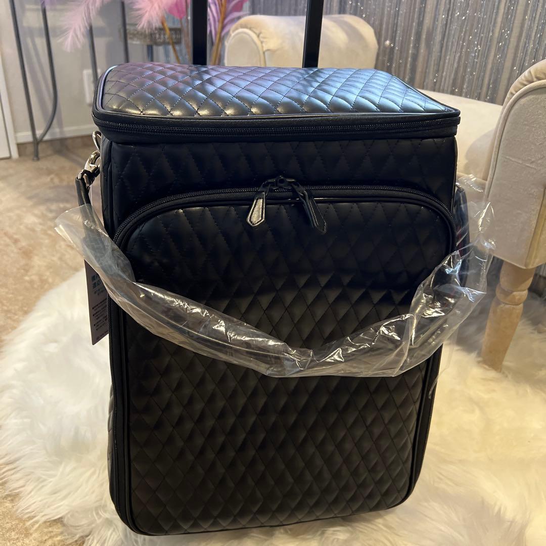 マダムヒロコ　ブラック キルティング キャリーケース