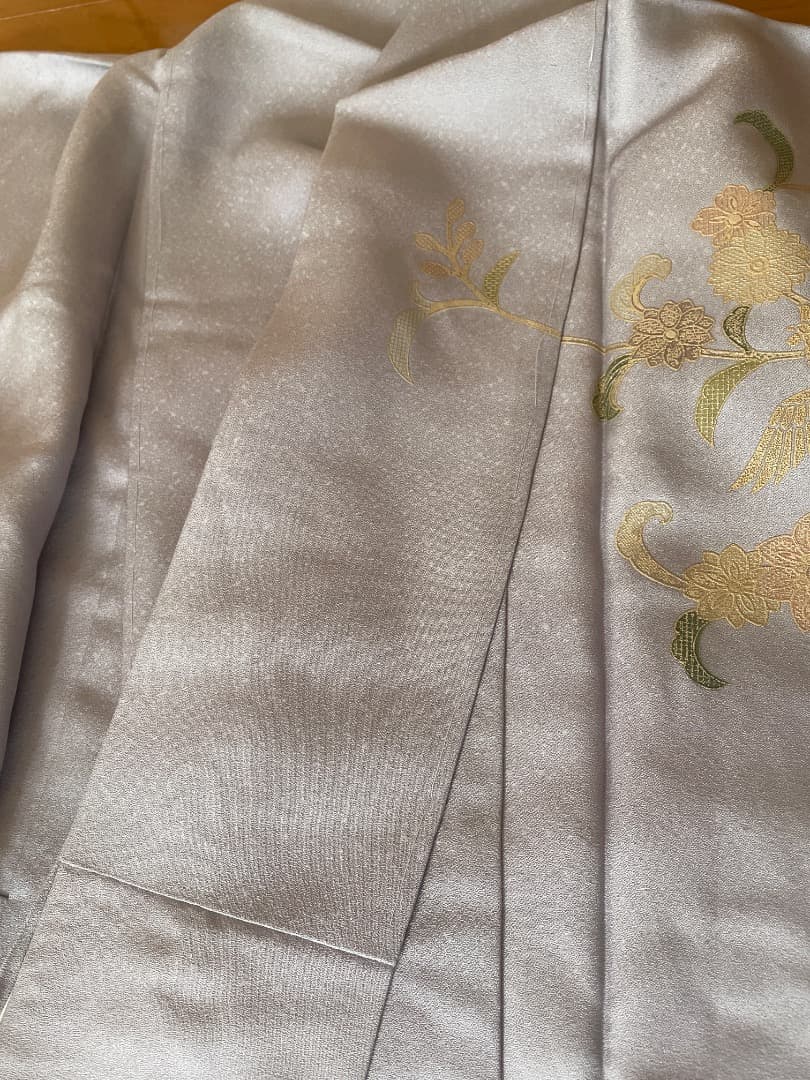 訪問着★未使用躾付き★結婚式★卒業式★お祝い着★品が良い★ラベンダーグレーに近い