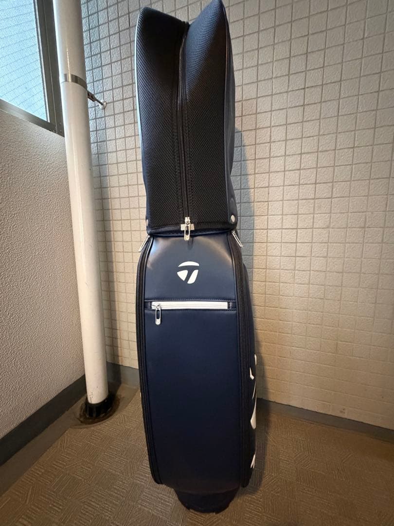 テーラーメイド ゴルフ UN747 サークルロゴ キャディバッグ