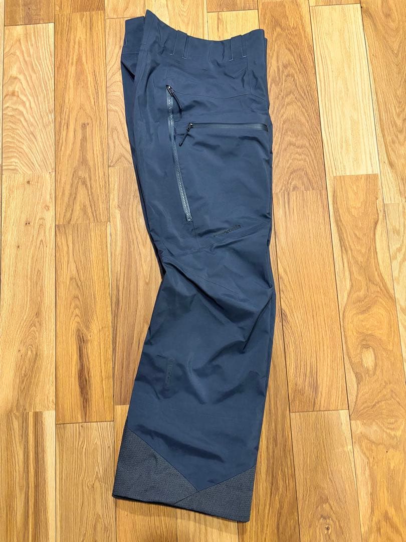 パタゴニア　アントラックドパンツ