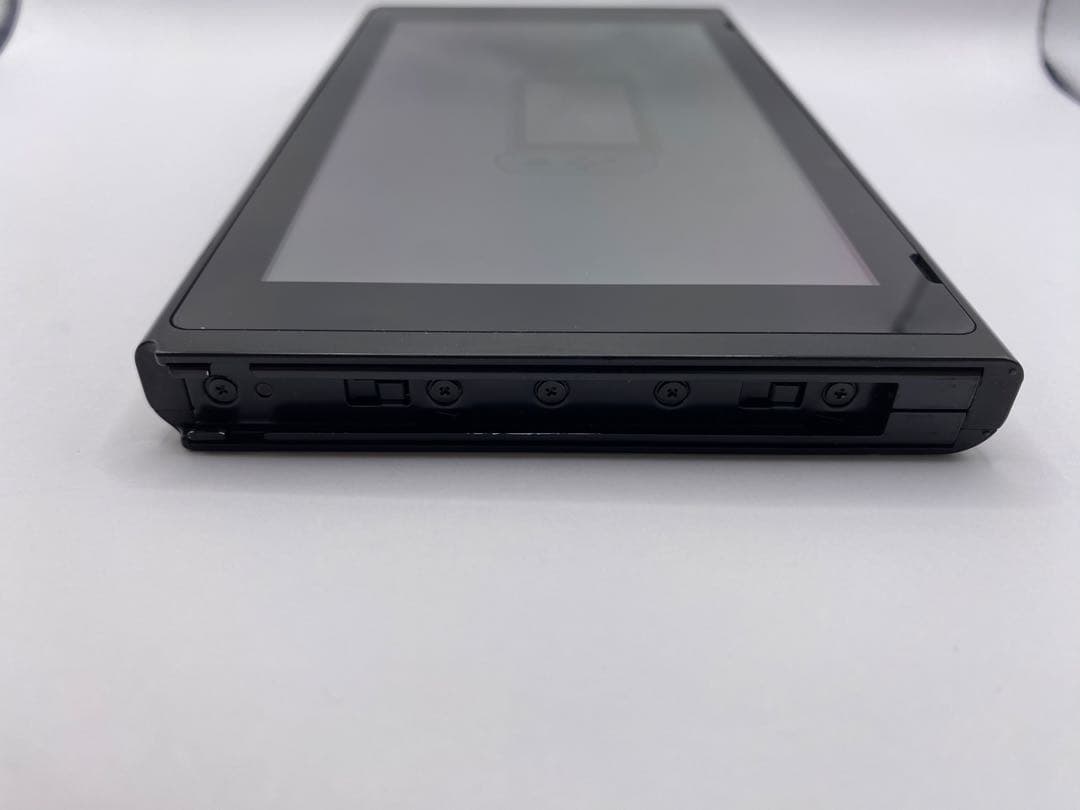 Nintendo Switch本体のみ（2019年製・バッテリー強化版)