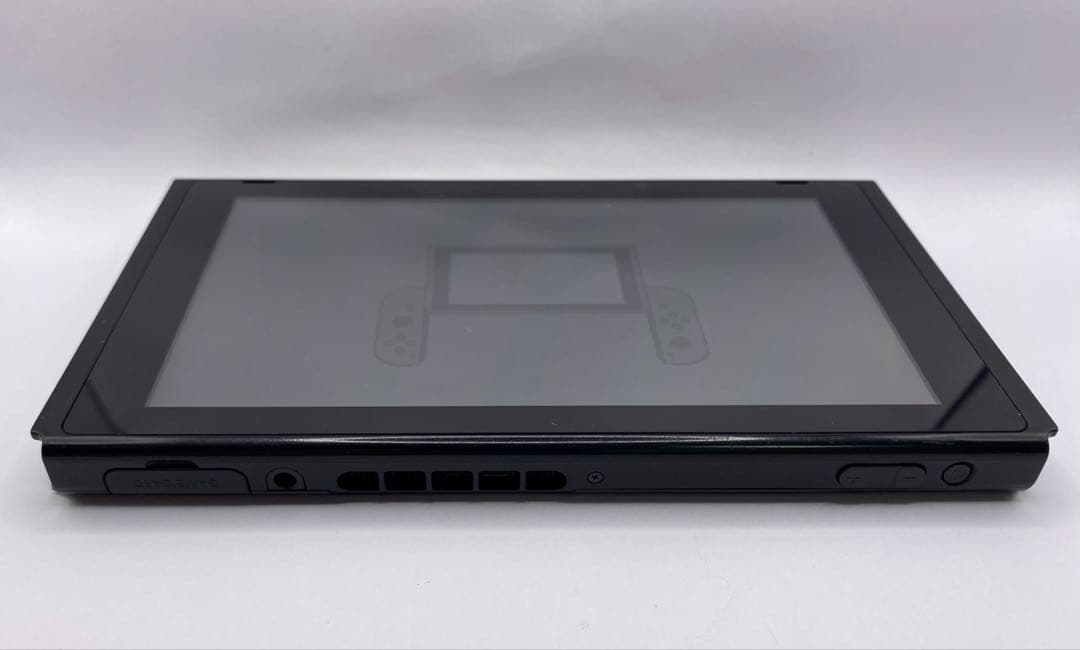 Nintendo Switch本体のみ（2019年製・バッテリー強化版)