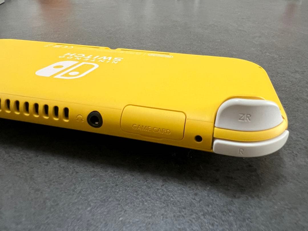 ひ*な様 Nintendo Switch Lite イエロー 充電器・カバー・ソ