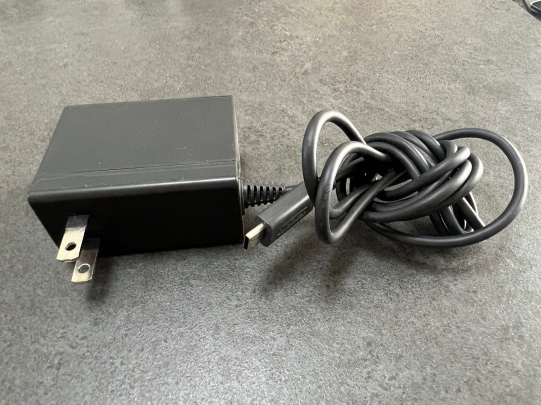 ひ*な様 Nintendo Switch Lite イエロー 充電器・カバー・ソ