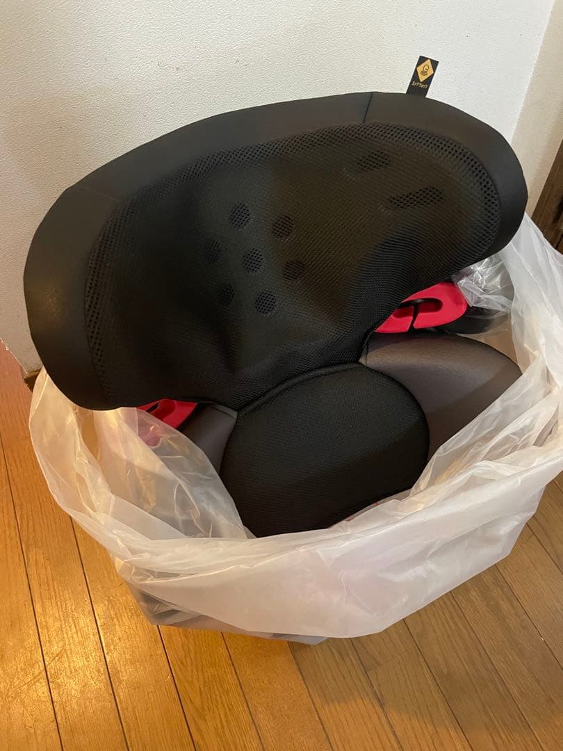 コンビ☆ジュニアシート ジェイキッズ　ムーバー ＫＨ　ブラック