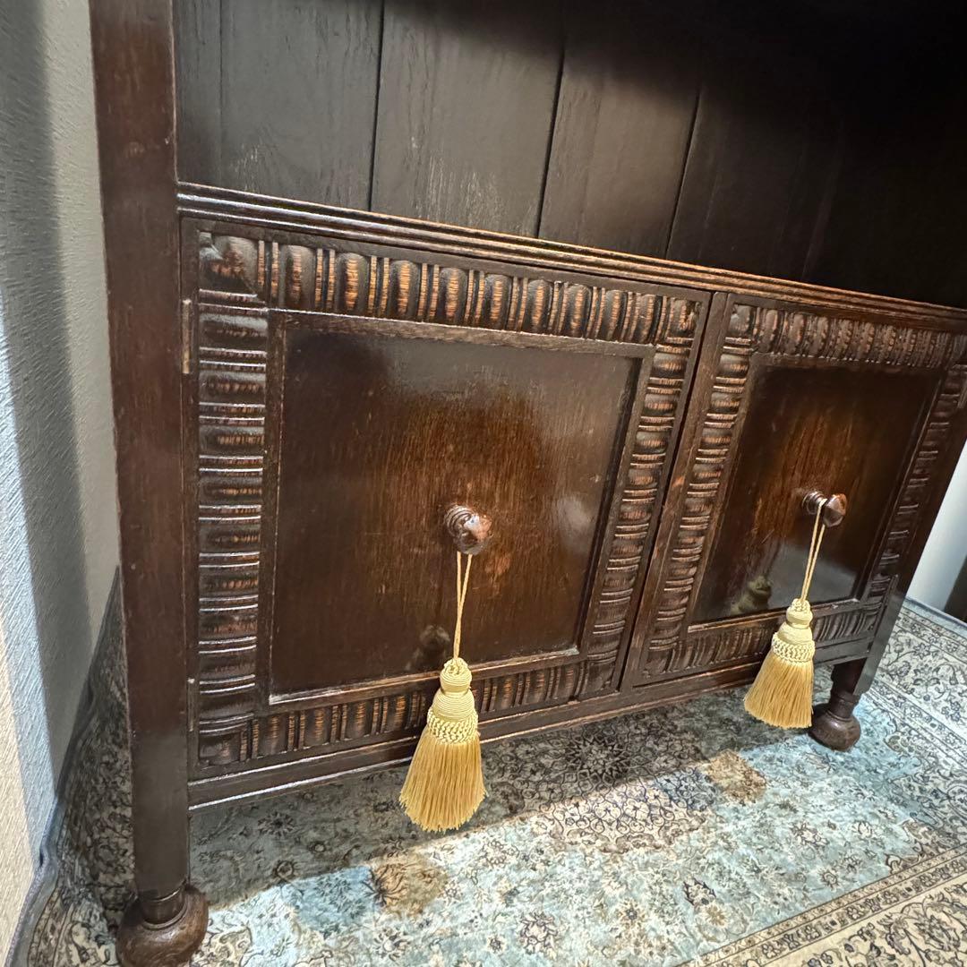 イギリスアンティーク家具　ブックシェルフ　本棚　飾り棚　キャビネット