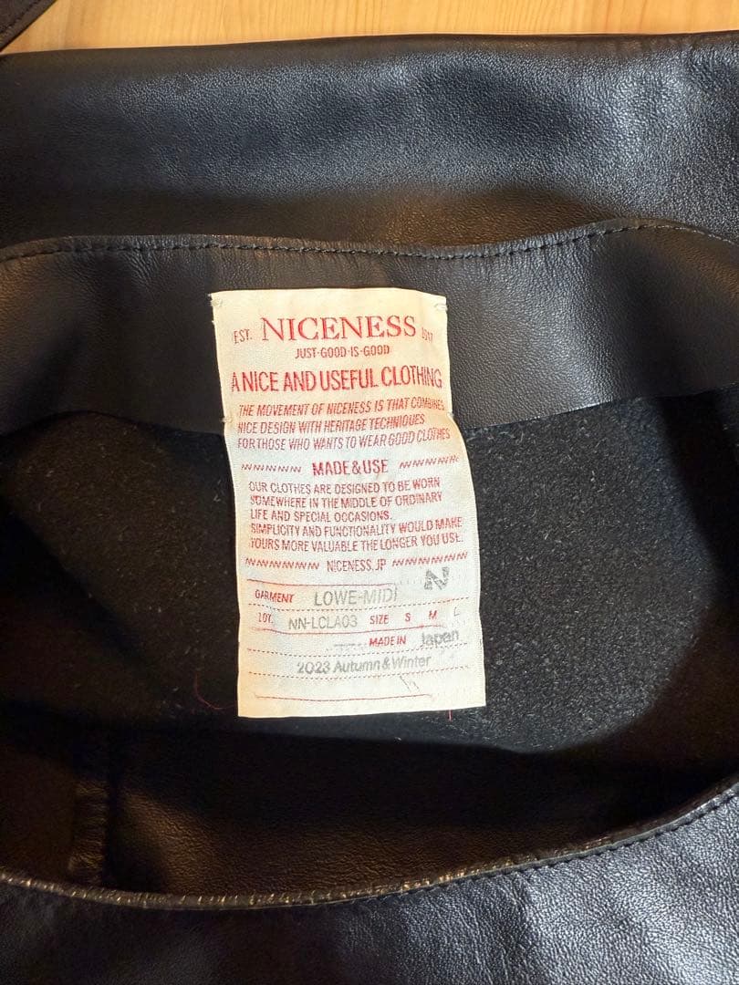 NICENESS LOWE MIDI ホースレザーNNショルダーバッグ