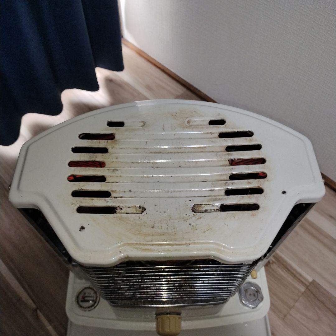 値下げ　送料無料　コロナ レトロストーブ ホワイト　　 キャンプや災害時にも活躍