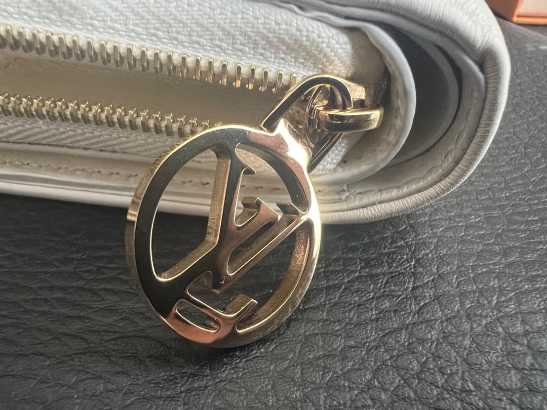 【とっぴー】ルイヴィトン ポルトフォイユ・ルーM25601ドリームベージュ