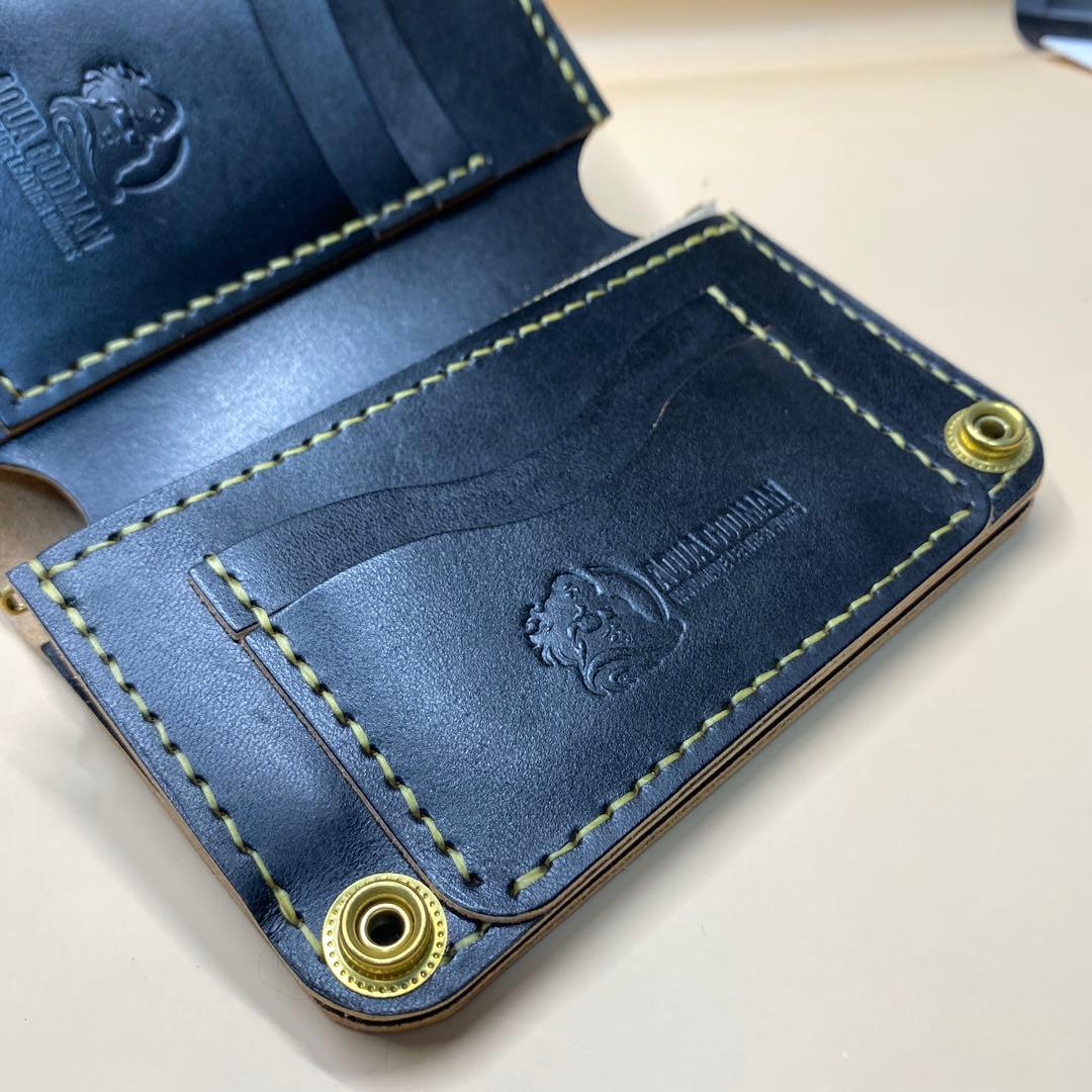 無骨 艶 マチ お札折らずに収納できる手染めミドルトラッカーウォレット BTW