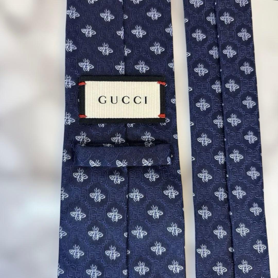 【極美品✨】GUCCI ネクタイ　ネイビー　紺　蜂　ビー　GG 刺繍　ブルー　青