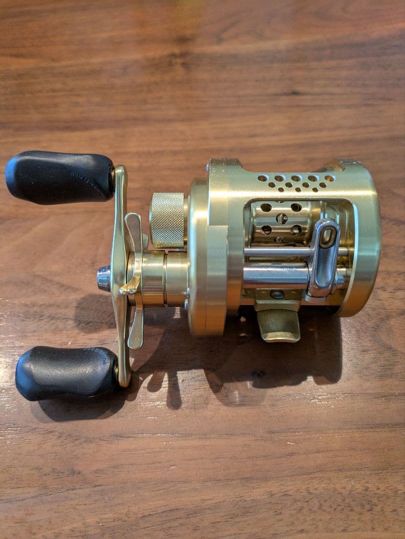 シマノCALCUTTA CONQUEST 100カルカッタ コンクエスト100