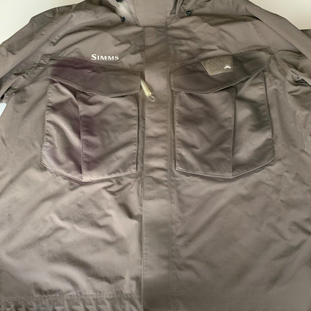 SIMMSシムス　カーキ色ＸＬ　ブルゾン　フィッシングジャケットウェア