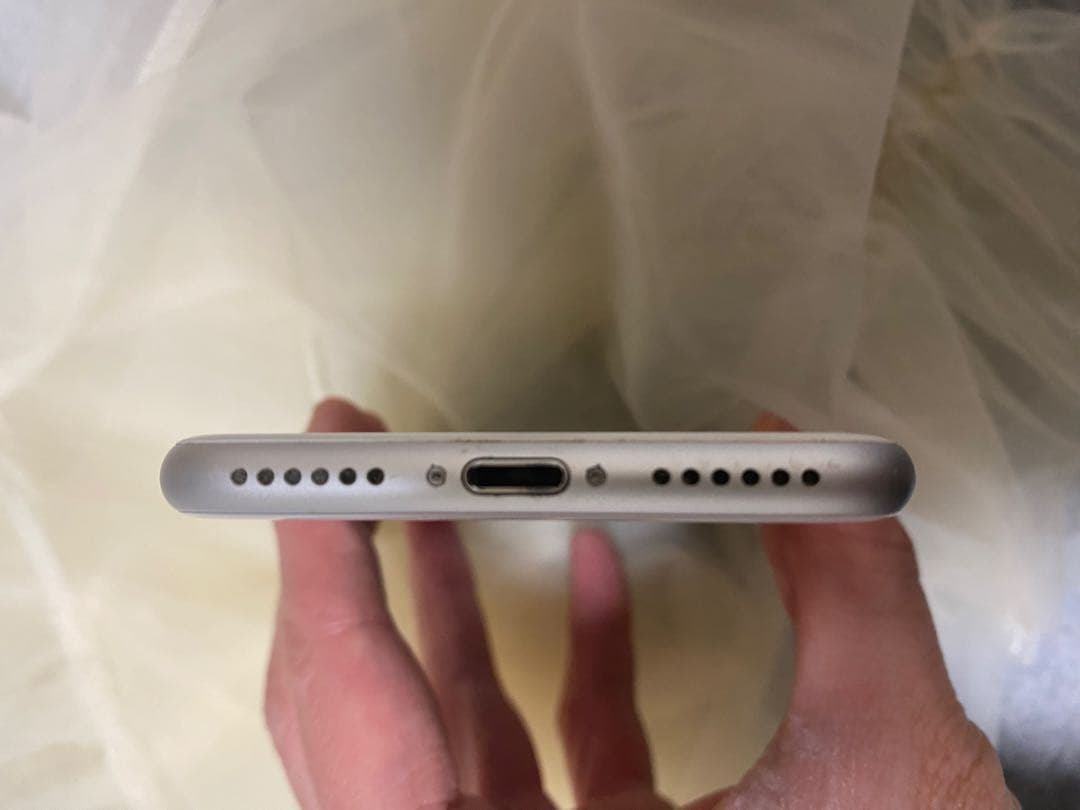 Apple iPhone8 ホワイト 本体