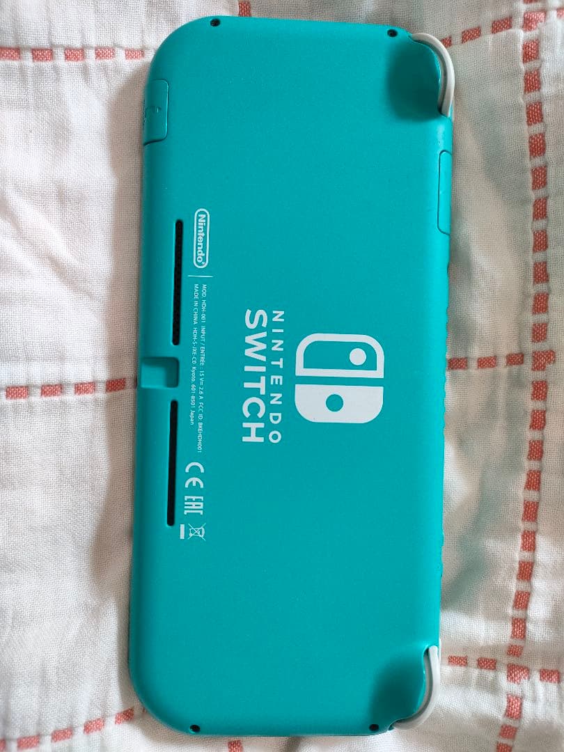 Nintendo SwitchLITE ターコイズ 本体&SDカードのみ！