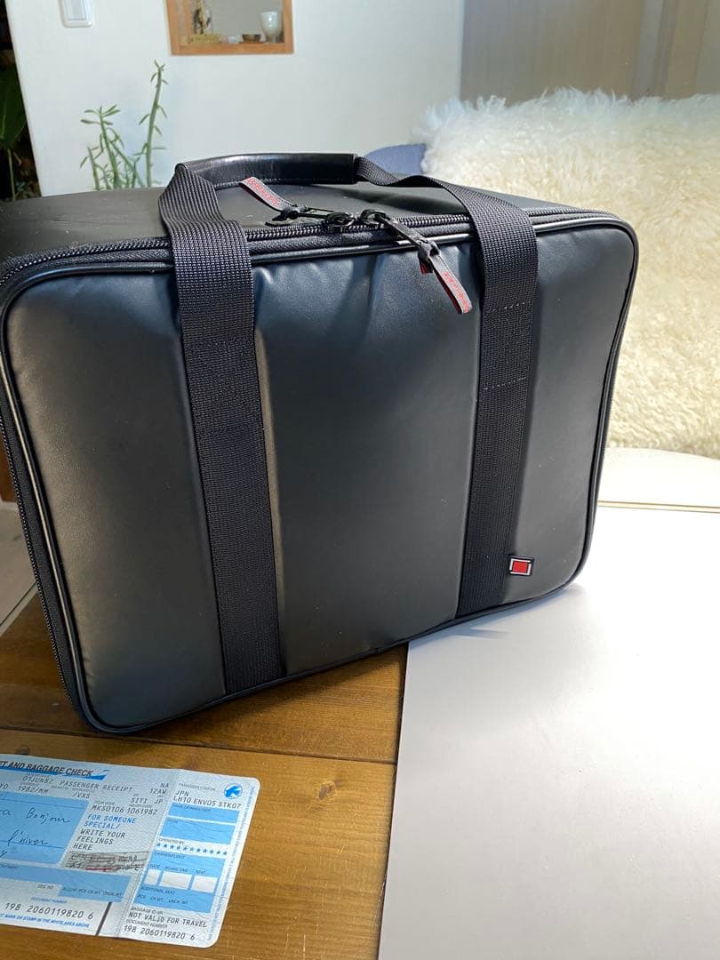 【未使用に近い】tati アートショコラ ワークボックス ネイルバッグ【レア】