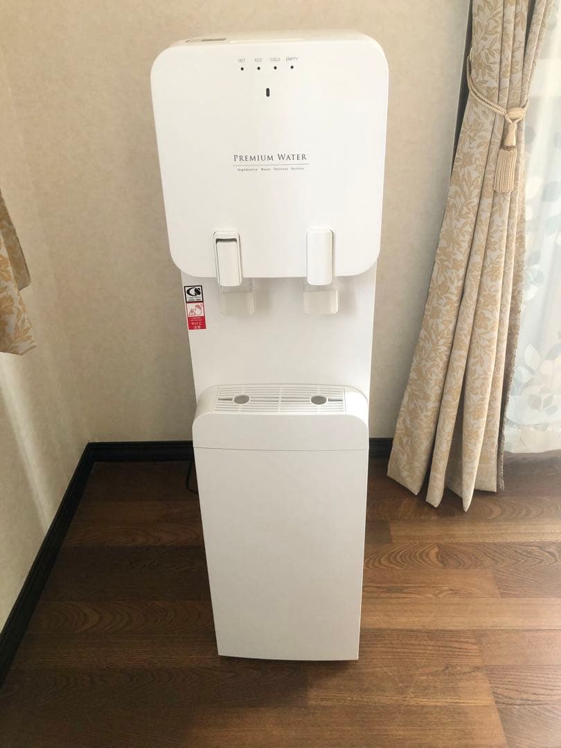 famfit PREMIUM WATER ウォーターサーバー