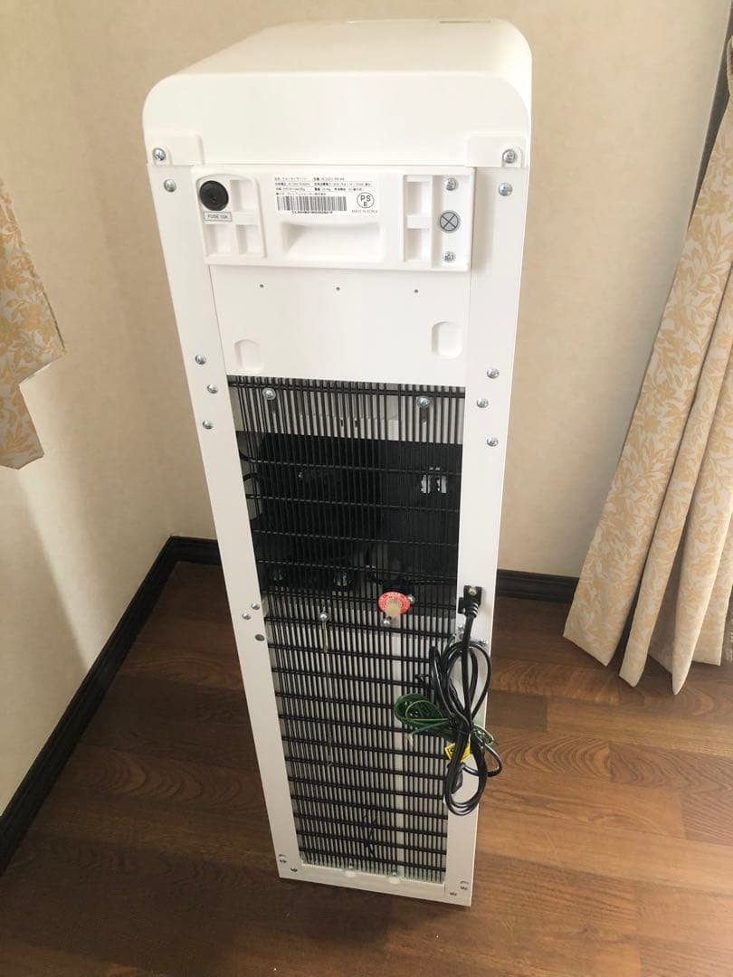 famfit PREMIUM WATER ウォーターサーバー