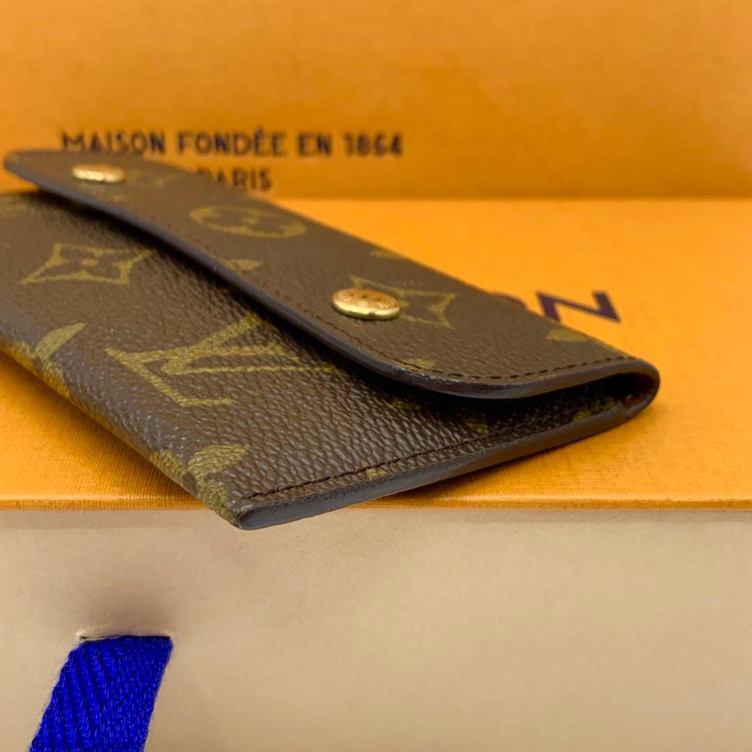 【ほぼ未使用】ルイヴィトン　ケース　カードケース　ミュルティクレ　ラバ