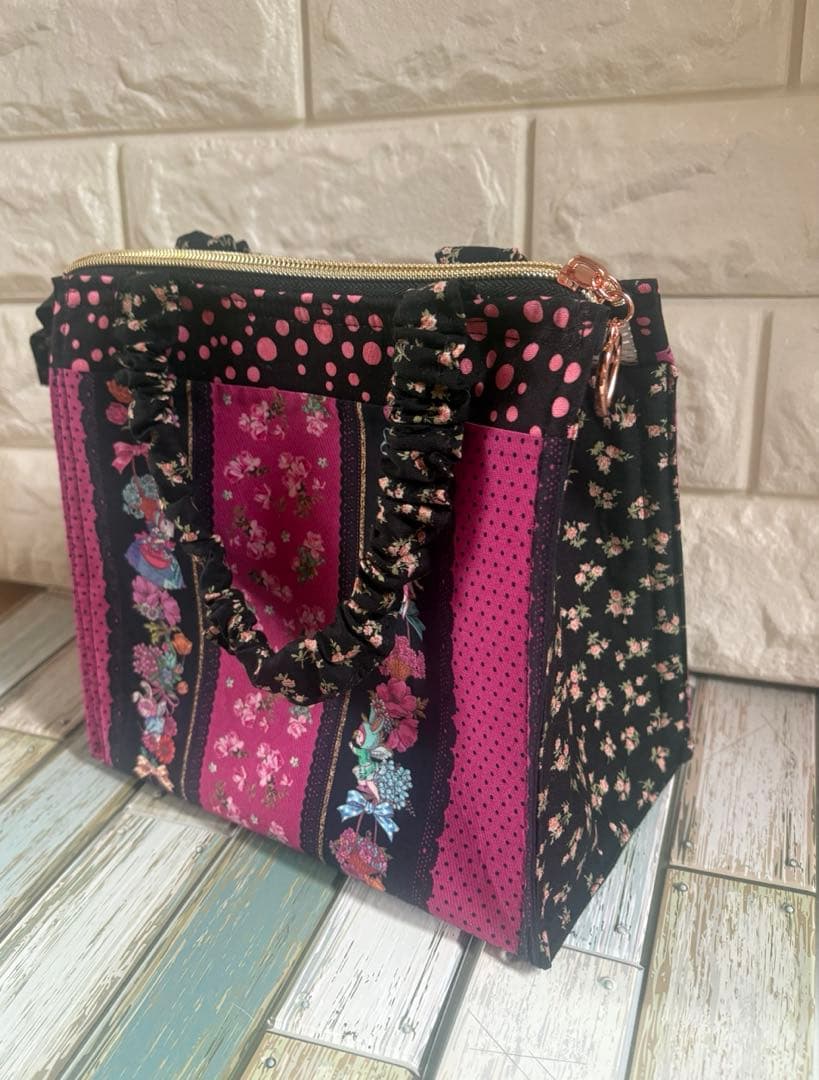 保冷バッグ ペットボトルケース ラウンドファスナー長財布