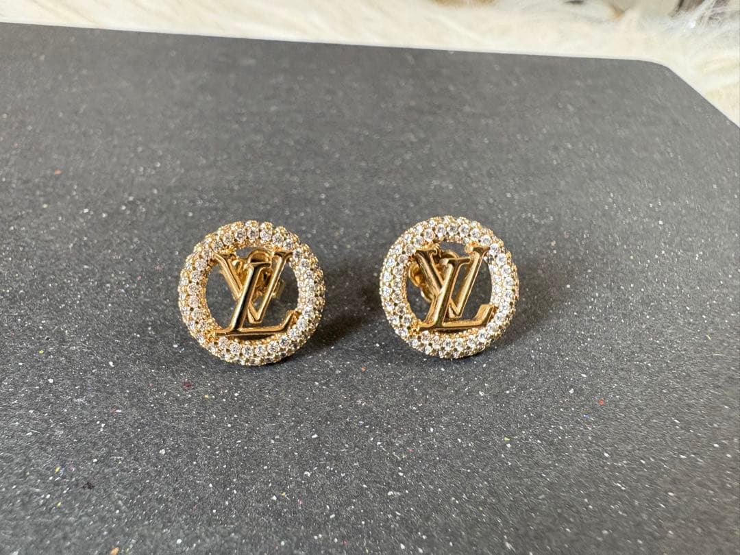 【y】ルイヴィトン ピアス ルイーズ バイ ナイト M00757 LVロゴ