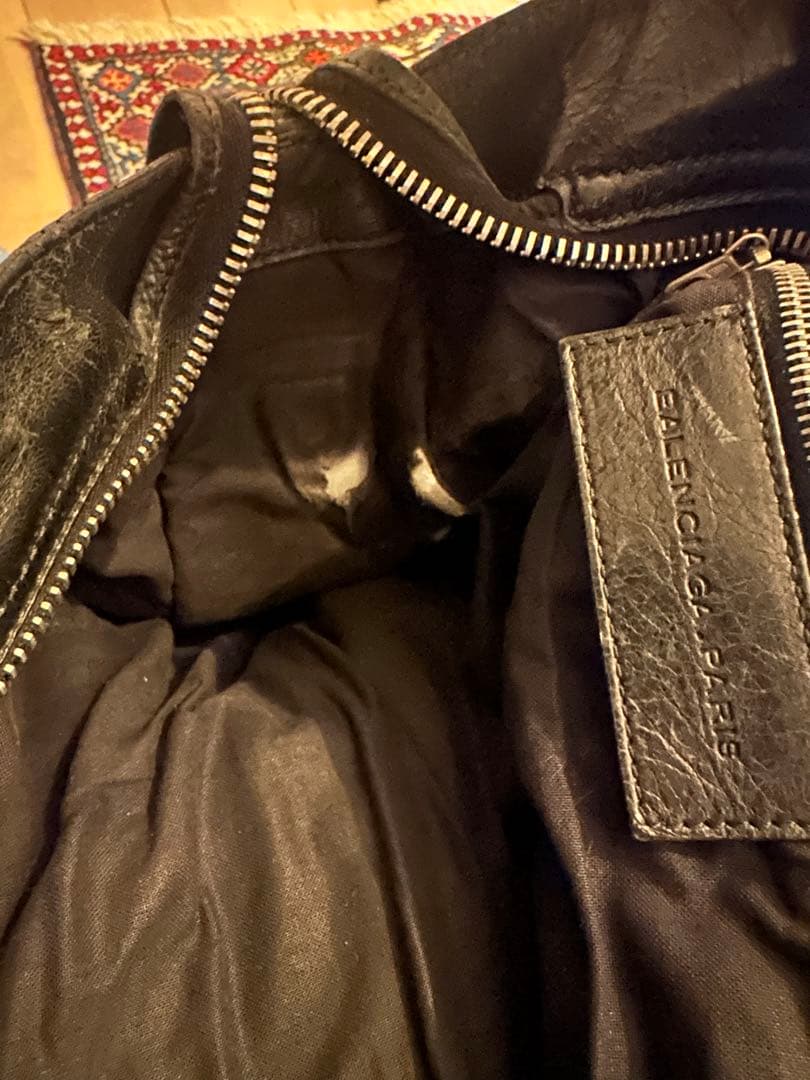 BALENCIAGA ブラウンレザーショルダーバッグ