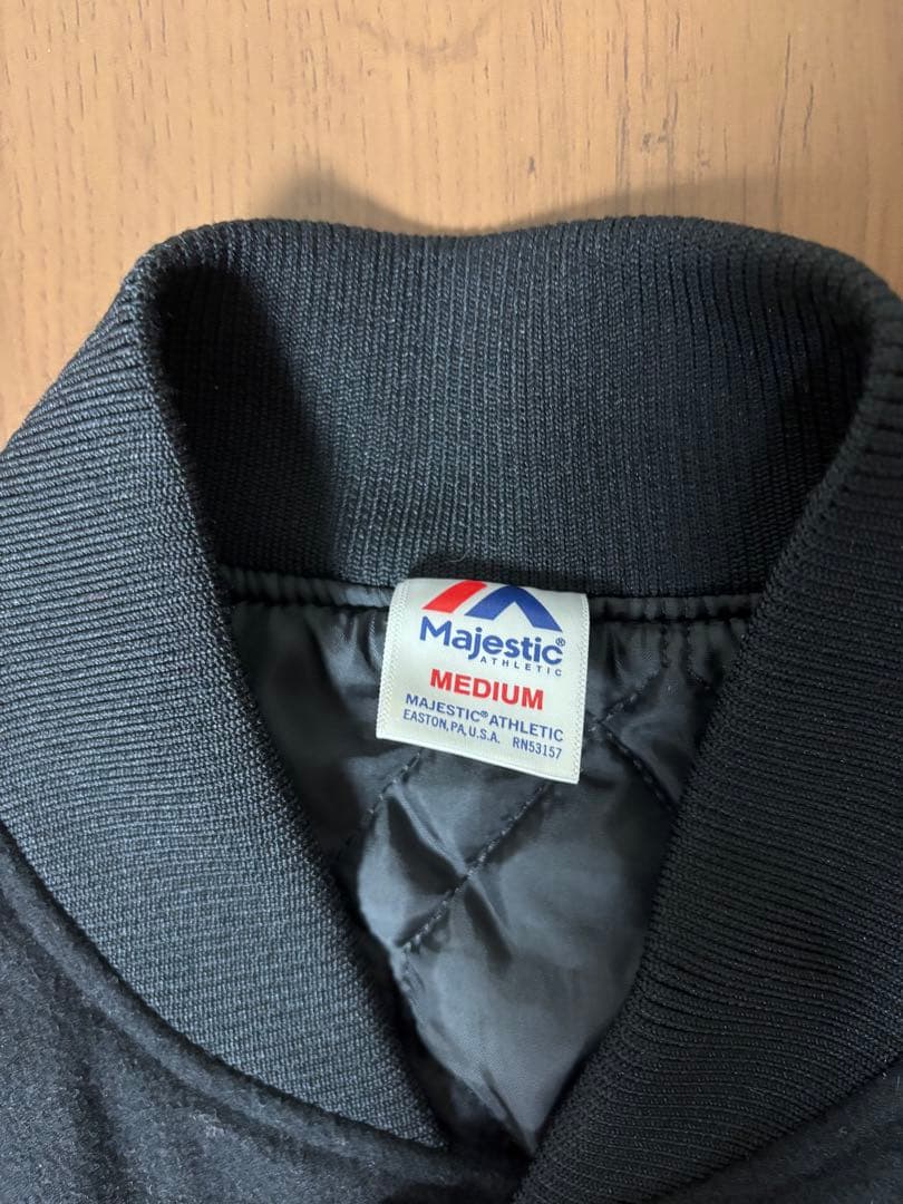 美品/ ニューヨークヤンキース スタジャン NY M Majestic MLB