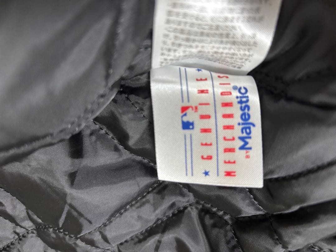 美品/ ニューヨークヤンキース スタジャン NY M Majestic MLB